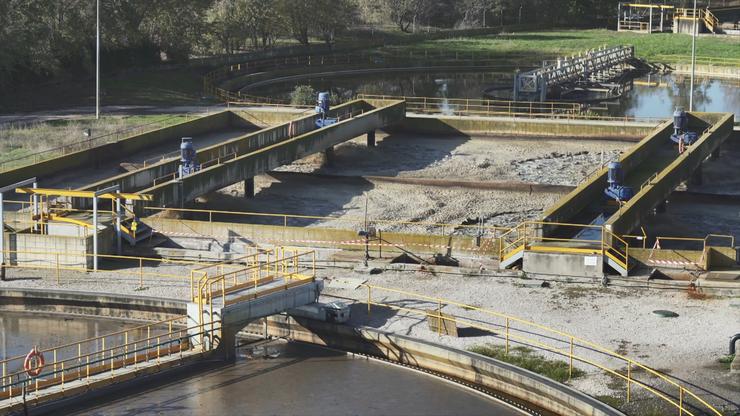 Estacións depuradoras de augas residuais do proxecto VATar-COVID-19.. MITECO / Europa Press