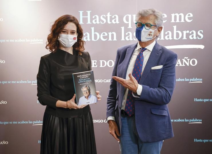 O locutor de radio Pepe Domingo Castaño publica 'Ata que se me acaben as palabras', con prólogo de Julio Iglesias. D. SINOVA/COMUNIDADE DE MADRID / Europa Press