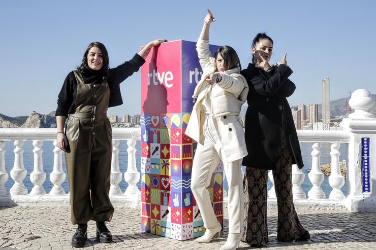 Tanxugueiras pousan nunha rolda de prensa tras a celebración da segunda semifinal do Benidorm Fest 2022. Joaquín Reina - Europa Press 