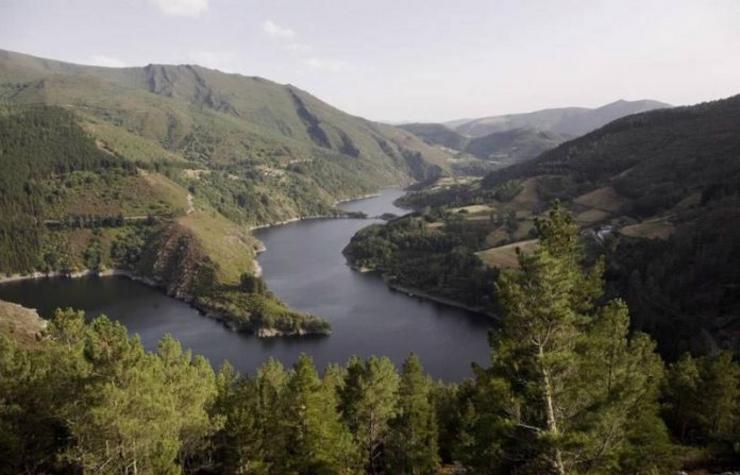 Negueira, no val do Navia, parte da Reserva da Biosfera do río Eo, Oscos e Terra de Burón | Turismo de Galicia