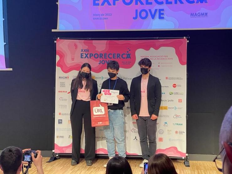 Roque López, Antía Ollero e Juan Martín Taboada, tres estudantes galegos premiados na maior feira científica do Estado / remitida
