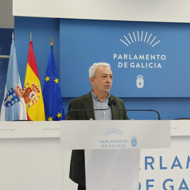 O portavoz parlamentario do PSdeG, Luís Álvarez, na rolda de prensa tras a Xunta de Portavoces / Europa Press