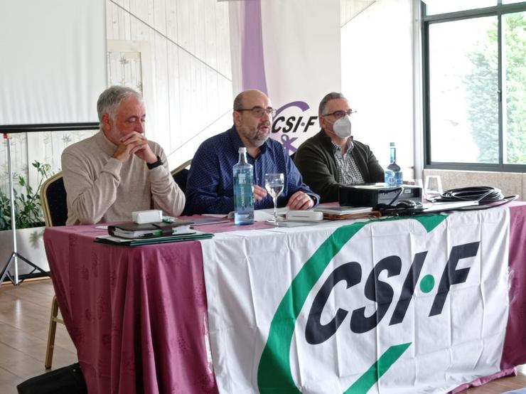 Unha rolda de prensa de CSIF en Pontevedra.