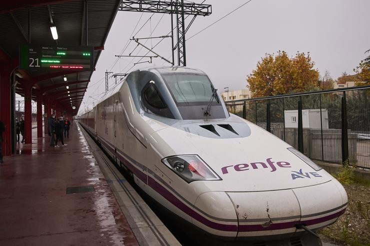 Tren polo novo tramo de alta velocidade. Jesús Hellín - Europa Press - Arquivo