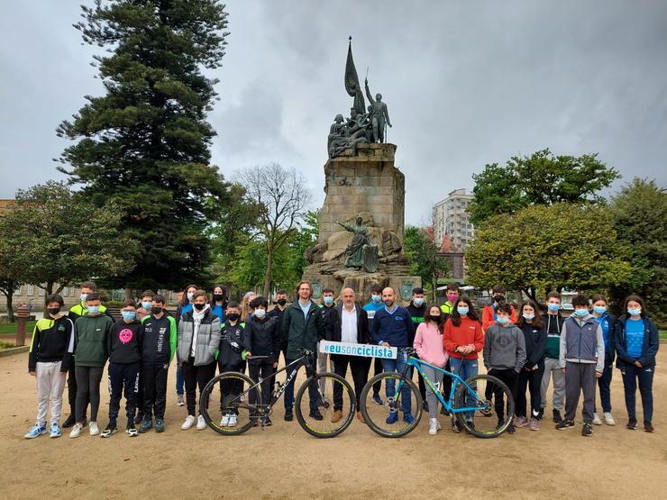 Acto de presentación do Campus BTT XCO Ciclismo Galego en Pontevedra 