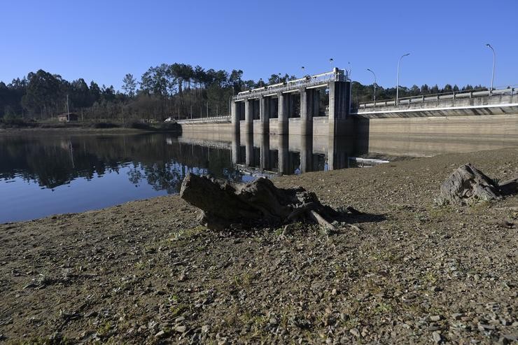 Arquivo - Encoro de Abegondo-Cecebre, a 9 de febreiro de 2022, en Cambre, A Coruña, Galicia (España). O encoro de Abegondo-Cecebre ten un índice actual de ocupación do 58,75 % cando o máximo permitido no inverno é do 60%. A Xunta declarou e. M. Dylan - Europa Press - Arquivo