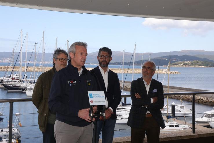 Alfonso Rueda asina un convenio para a promoción do turismo náutico / Xunta de Galicia.