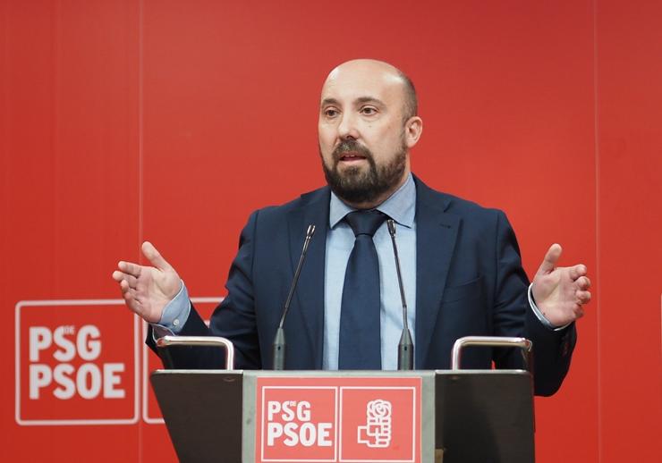 O secretario de Organización do PSdeG, José Manuel Lage, en rolda de prensa. PSDEG 