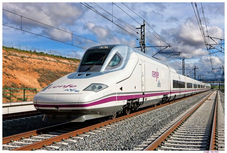 Tren AVE / Renfe - Europa Press.