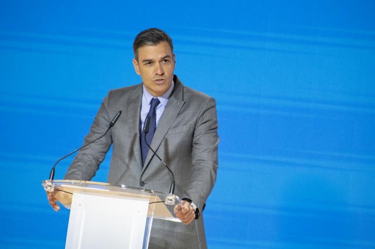 O presidente do Goberno, Pedro Sánchez, intervén na presentación do Proxecto Estratéxico para a Recuperación e Transformación Económica (PERTE) do sector agroalimentario, na segunda xornada do XI Feira do viño 'FENAVIN'; no Pavillón d. Eusebio García do Castelo - Europa Press