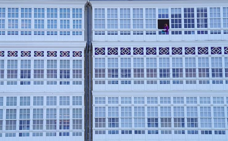 Vivendas e pisos con galerías na dársena da Coruña / Álvaro Ballesteros - Europa Press 