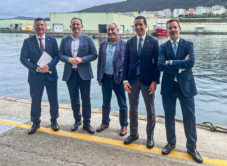 Abanca e Armadores de Burela asinan un acordo para a sustentabilidade do sectro na Mariña 