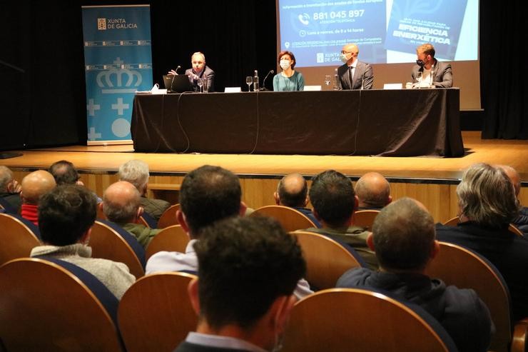 A conselleira de Medio Ambiente, Territorio e Vivenda en funcións, Anxos Vázquez, nun acto en Cabana de Bergantiños (A Coruña). XUNTA DE GALICIA / Europa Press