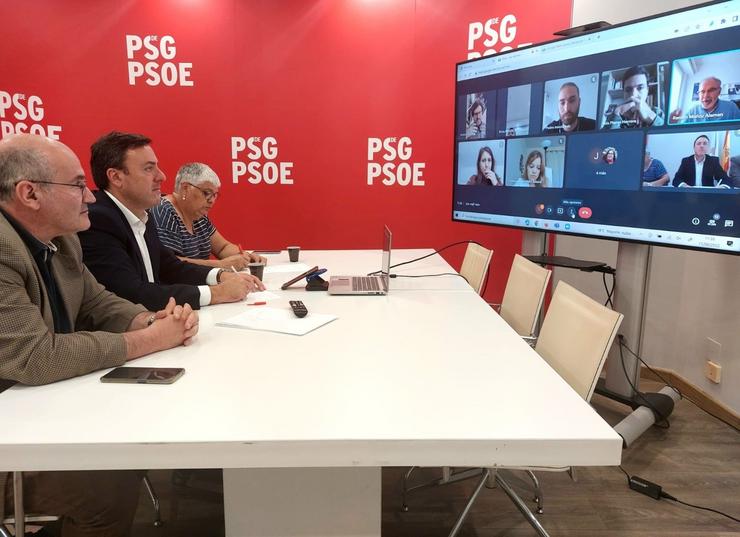 O secretario xeral do PSdeG, Valentín González Formoso, reúnese telematicamente con socialistas no exterior. PSDEG / Europa Press