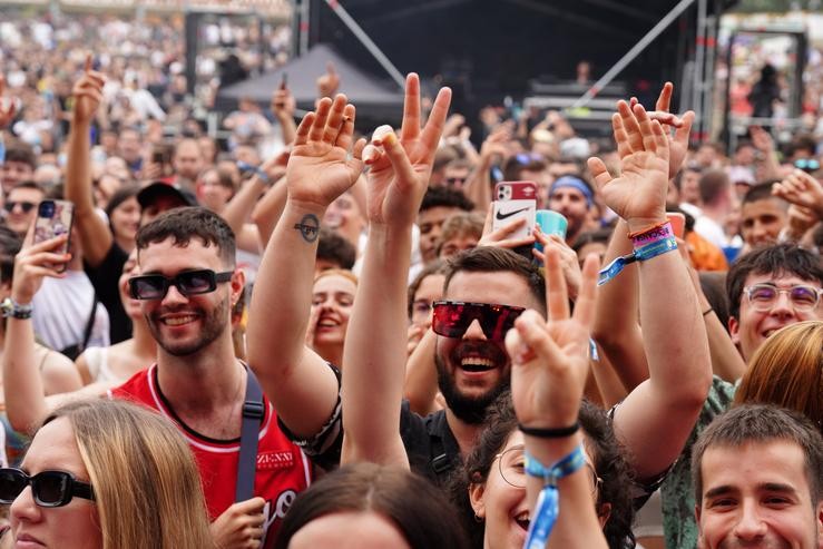 Público asistente a un festival / Álvaro Ballesteros