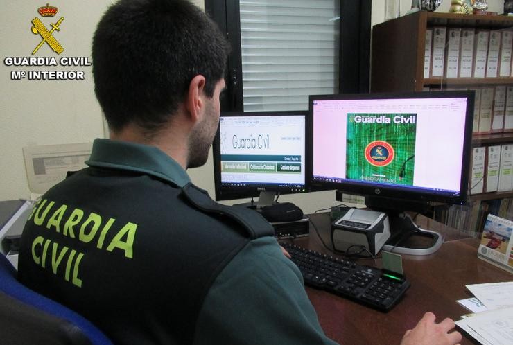 A Garda Civil investiga a dúas persoas por ciberestafas en Galicia / GARDA CIVIL - Arquivo