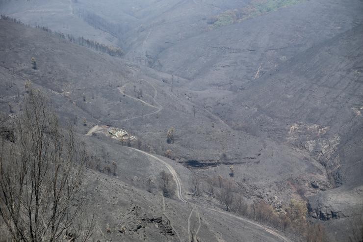 Vista xeral da zona afectada polo lume de Folgoso do Courel, a 20 de xullo de 2022 / Carlos Castro - Europa Press.