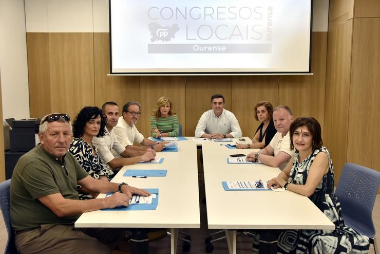 Reunión dos nove presidentes de distrito do PP de Ourense 