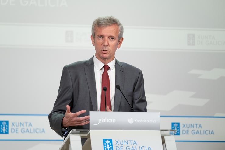 O presidente da Xunta, Alfonso Rueda, durante a rolda de prensa posterior á reunión semanal do Consello da Xunta. San Caetano, Santiago de Compostela, 07/07/22.. XUNTA