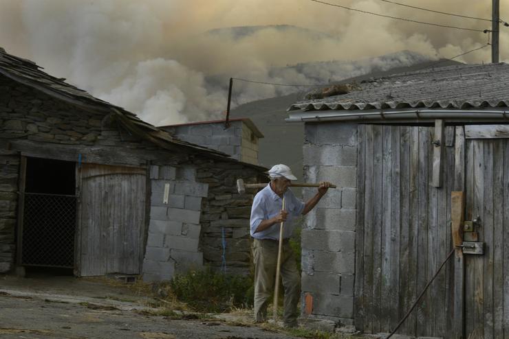 Incendio forestal en Chandreza de Queixa / Rosa Veiga - Europa Press. / Europa Press