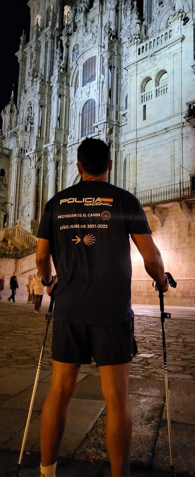 Imaxe do axente ao chegar a Santiago.. POLICÍA NACIONAL / Europa Press