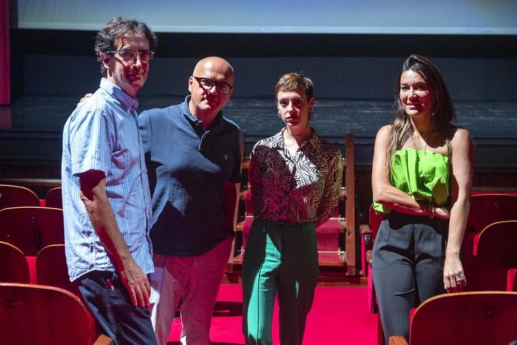 Manuel Baltar (Presidente Dá Deputación Ourense) Acompañado De Anxo Da Cruz (Director De Cinema) E Dás Actrices Estíbaliz Veiga E Paula Chaves Ou Visionado De Parte Do Filme "Ou Home E Ou Can".. DEPUTACIÓN DE OURENSE / Europa Press