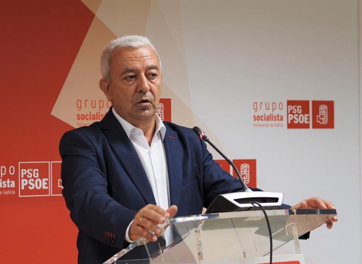 O portavoz parlamentario do PSdeG, Luís Álvarez, durante a rolda de prensa.. PSDEG / Europa Press