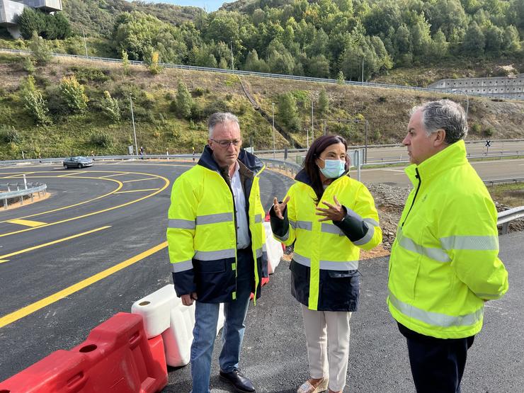 Posta en funcionamento do novo desvío da A-6 en Pedrafita do Cebreiro (Lugo). SUBDELEGACIÓN DO GOBERNO EN LUGO 