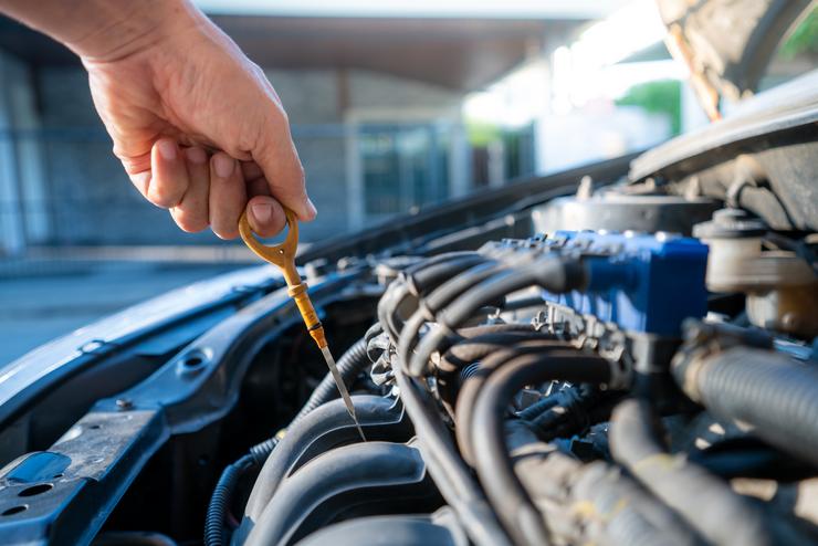 Taller de reparación dun coche / automóbil