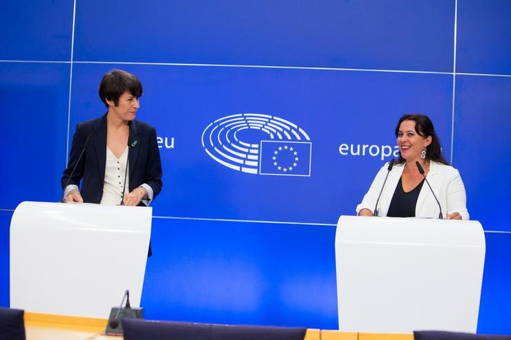 Ana Pontón xunto a Ana Miranda en rolda de prensa en Bruxelas tras asumir o escano a política nacionalista nada en Cuntis. DELMI ÁLVAREZ / Europa Press