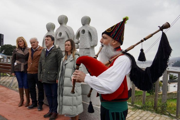 Acto do PSdeG polo Día de homenaxe e recordo ás vítimas do golpe militar, a guerra civil e a ditadura franquista  no monumento aos fusilados no Alto dá Concheira, Redondela (Pontevedra). PSDEG / Europa Press