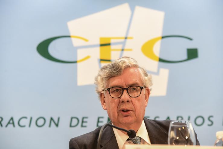 A Confederación de Empresarios de Galicia (CEG) advirte que "os empresarios e empresarias necesitamos estabilidade política, como base fundamental do desenvolvemento económico e da prosperidade social". CEG