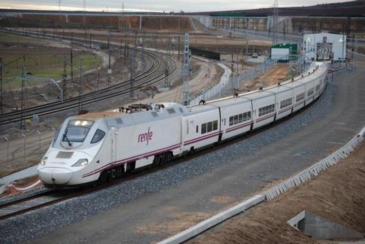 Foto de arquivo dun tren de Renfe / RENFE - Arquivo