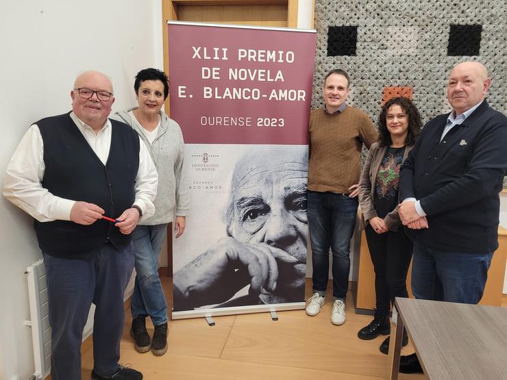 A xornalista e escritora Sara Vila, Premio Branco Amor pola súa novela 