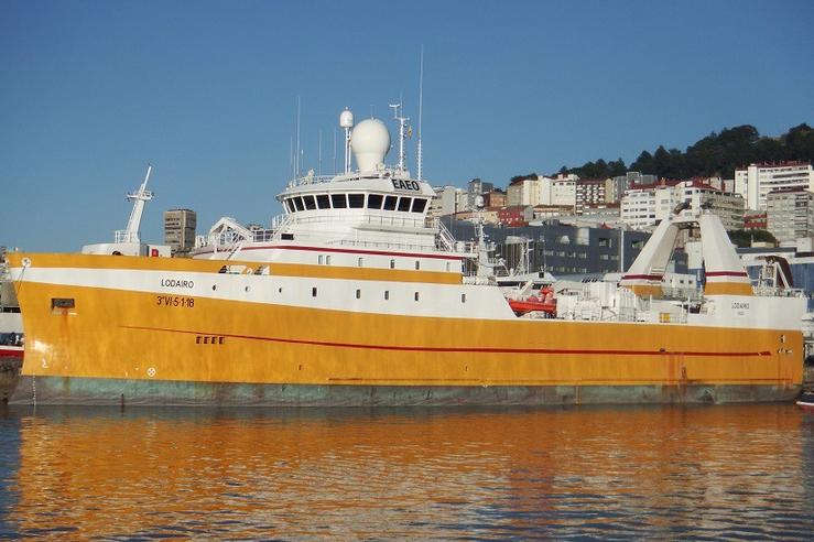 O arrastreiro 'Lodairo', da pesqueira Áncora, con porto basee en Vigo.. SALVAMENTO MARÍTIMO 