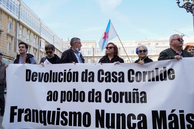 Protesta para a recuperación da Casa Cornide / M. Dylan - Arquivo