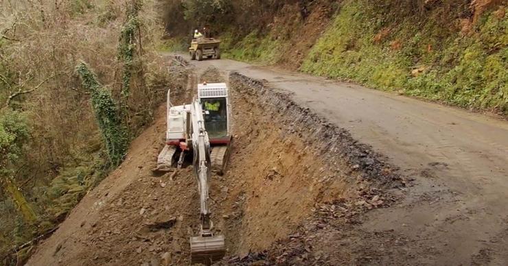 Recentes obras de reconstrución na LU-P-5303 / Arquivo