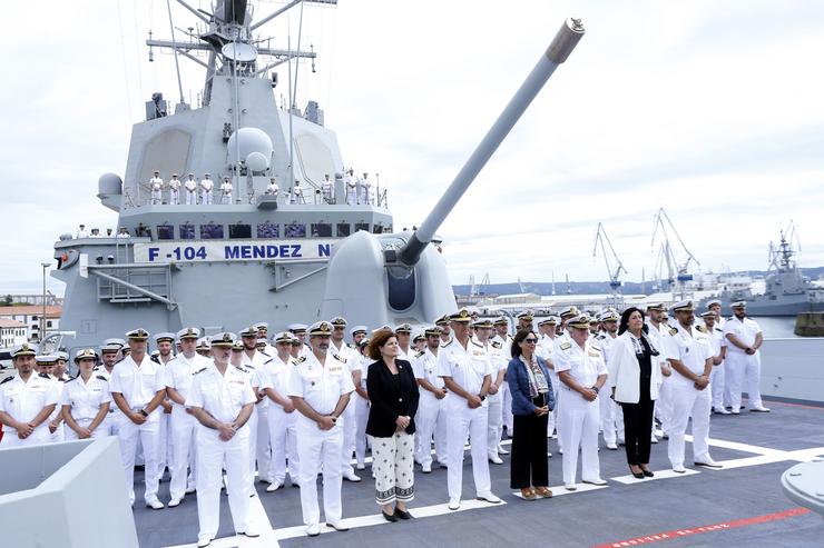 A ministra de Defensa en funcións, Margarita Carballos, visita a fragata Méndez Núñez. Raúl Lomba - Europa Press - Arquivo