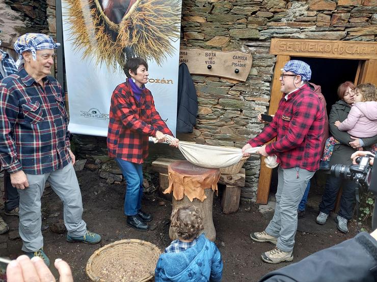 A portavoz nacional do BNG, Ana Pontón, en Písaa ' dá Castaña' de Folgoso do Courel (Lugo). BNG 