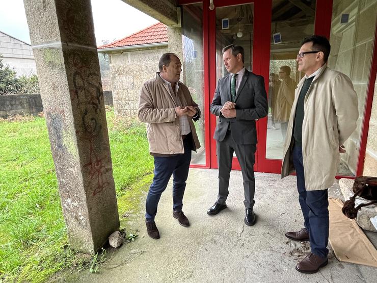 O delegado do Goberno en Galicia, José Miñones, durante a súa visita ao Concello de Mondariz / Delegación do Goberno en Galicia