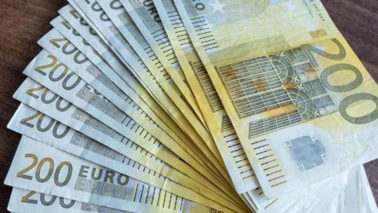 Novo cheque de 200 euros para familias vulnerables 