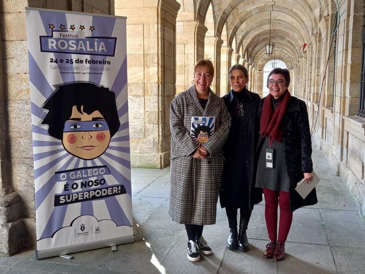 A concelleira de Acción Cultural do Concello de Santiago de Compostela, Mercedes Rosón, presentou esta mañá a programación do festival Rosalía 