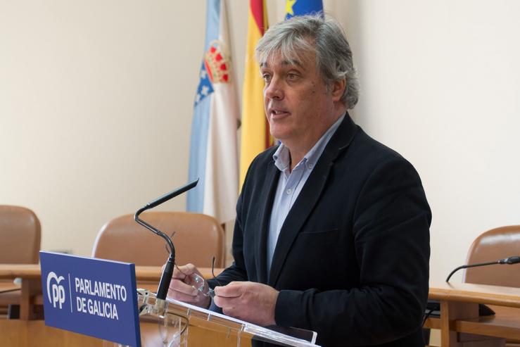O portavoz do PPdeG no Parlamento, Pedro Puy, en rolda de prensa / Europa Press