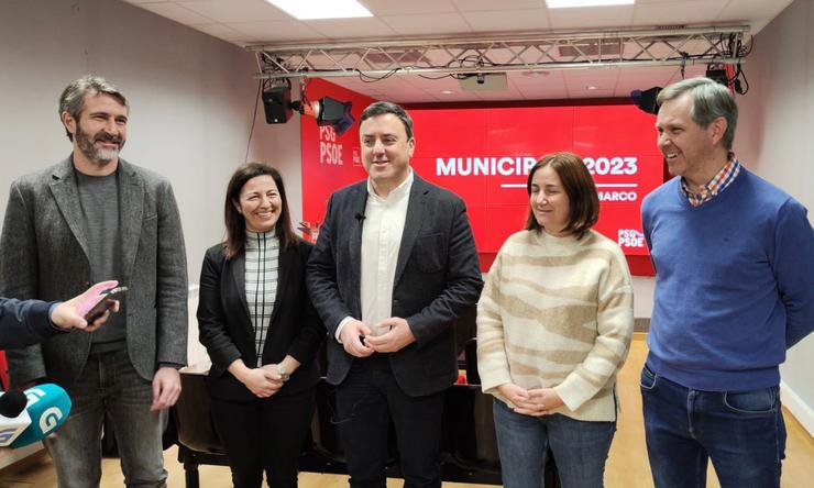 O secretario xeral do PSdeG, Valentín González Formoso, atende aos medios tras presidir a reunión do relatorio marco para as eleccións municipais de 2023.. PSDEG 