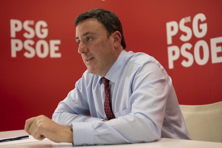 Arquivo - O novo secretario xeral do PSdeG, Valentín González Formoso, durante unha entrevista con Europa Press, a 10 de febreiro de 2022, en Santiago de Compostela, A Coruña, Galicia (España). Formoso, que ademais é presidente da Deputación da Co. César Arxina - Europa Press - Arquivo / Europa Press