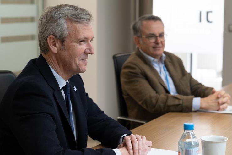 O presidente da Xunta, Alfonso Rueda, visita as instalacións de InLeito / Europa Press