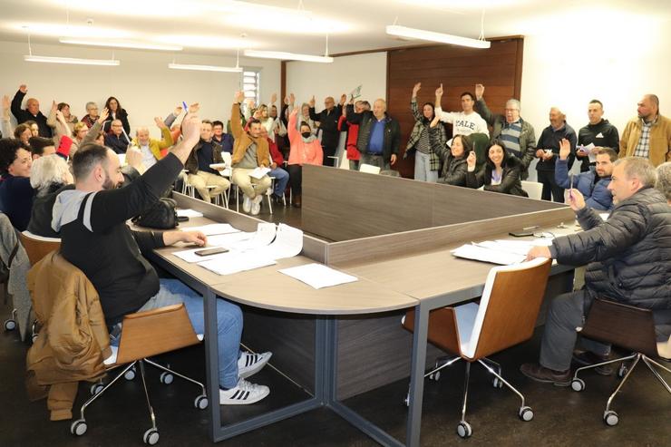 Pleno extraordinario no Concello de Campo Lameiro (Pontevedra) onde se acordou declarar o municipio "libre de eólicos".. CONCELLO DE CAMPO LAMEIRO / Europa Press