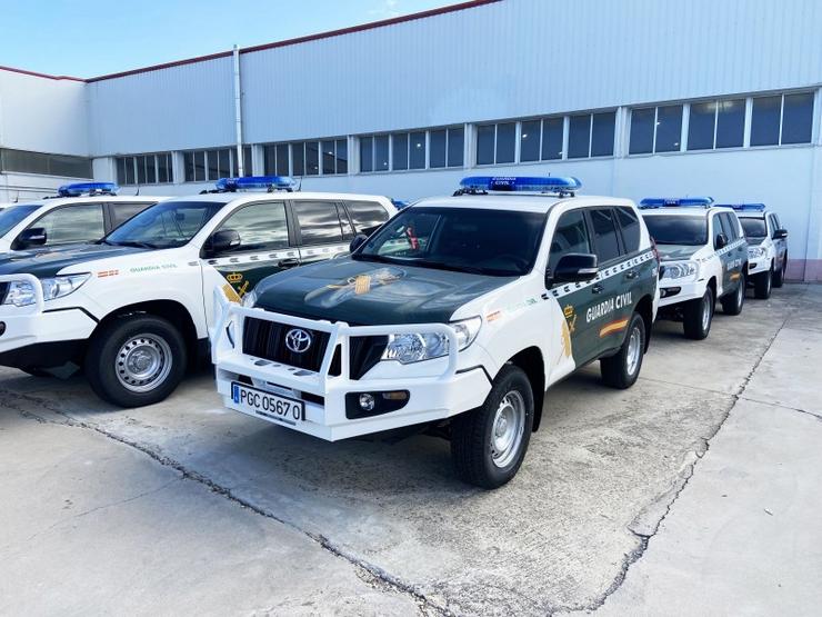 Arquivo - Un dos 52 Land Cruiser que levará o logo da Garda Civil e as cores corporativas. garda civil - Arquivo 