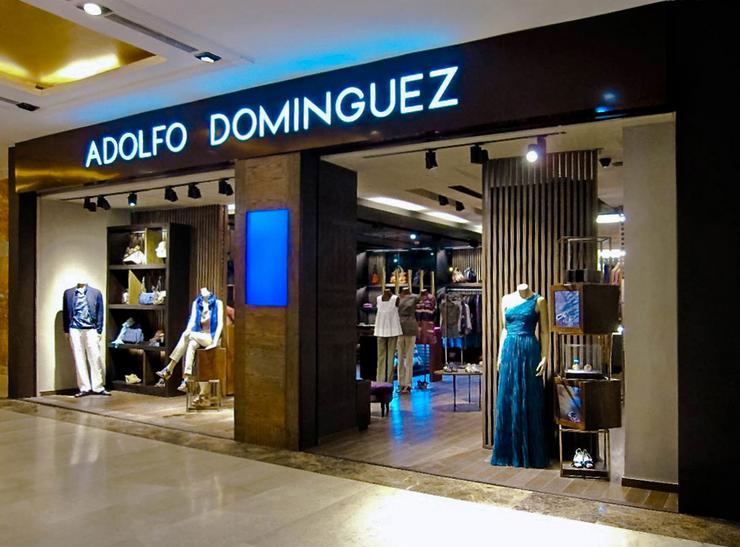 Tenda de Adolfo Domínguez en Delhi / ADOLFO DOMÍNGUEZ - Arquivo