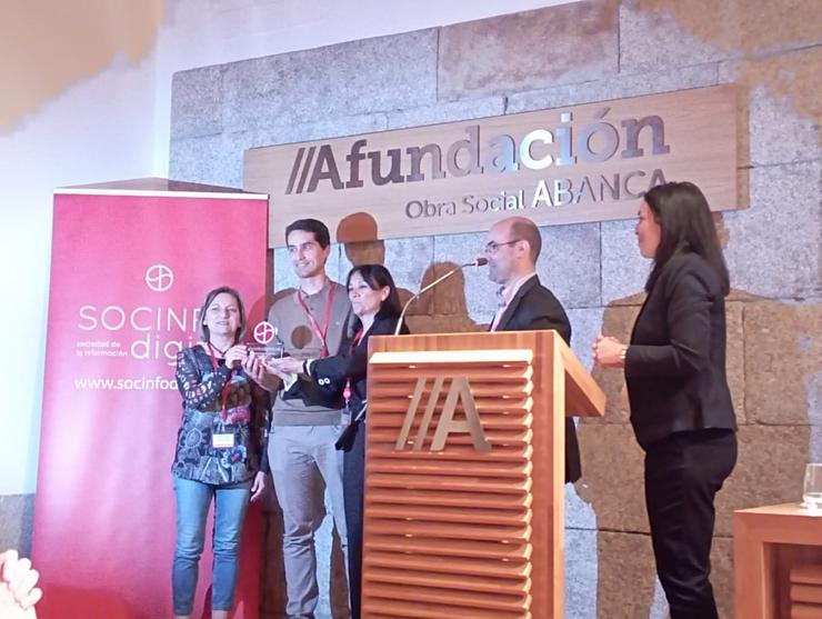 A entrega do galardón tivo lugar na sede de Afundación de Santiago de Compostela 